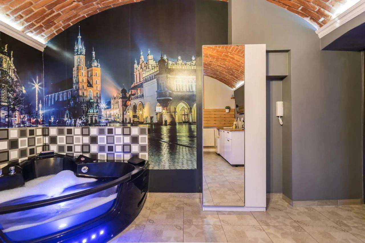 Underground Jacuzzi * Kraków