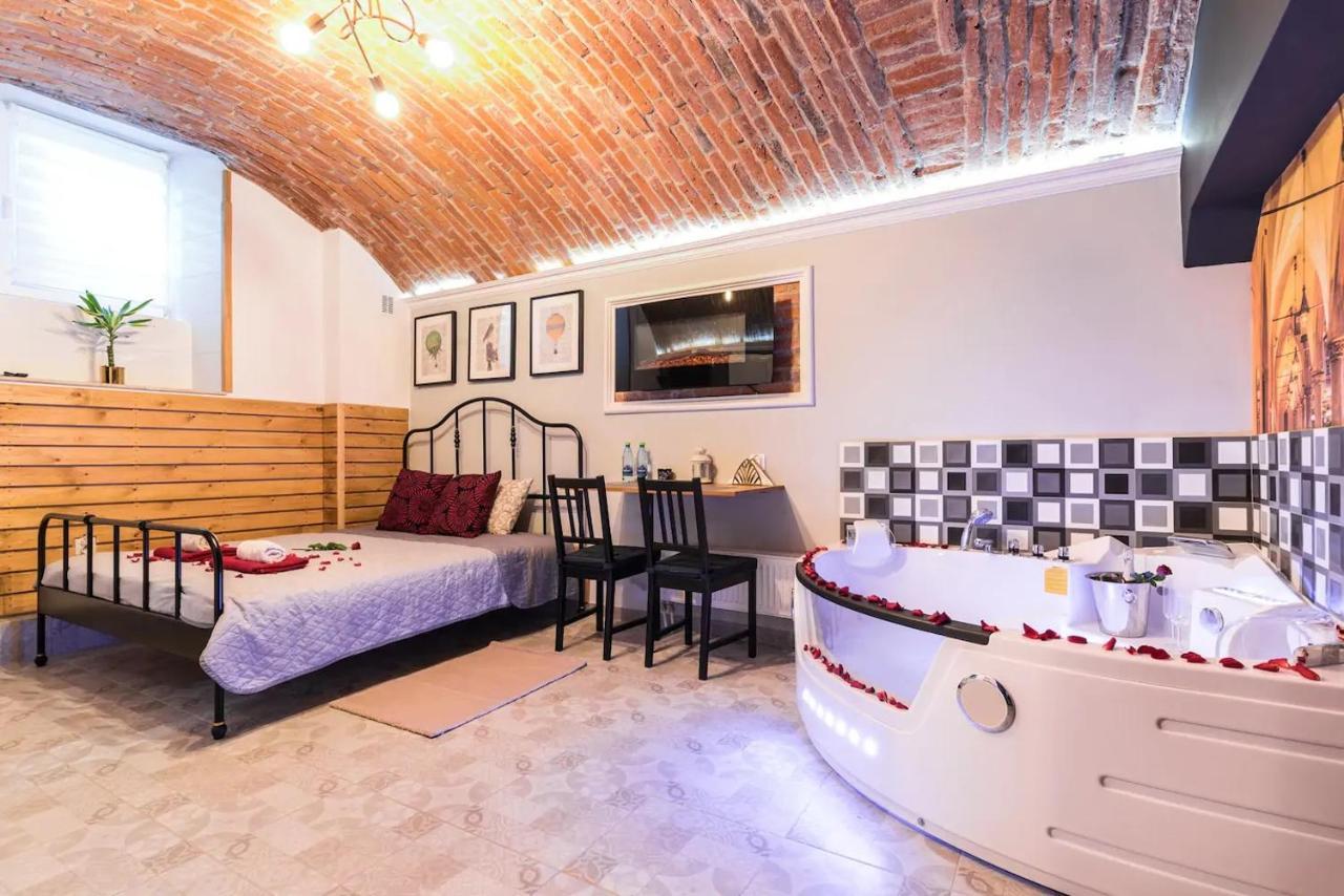 Nocleg ze śniadaniem Underground Jacuzzi Kraków