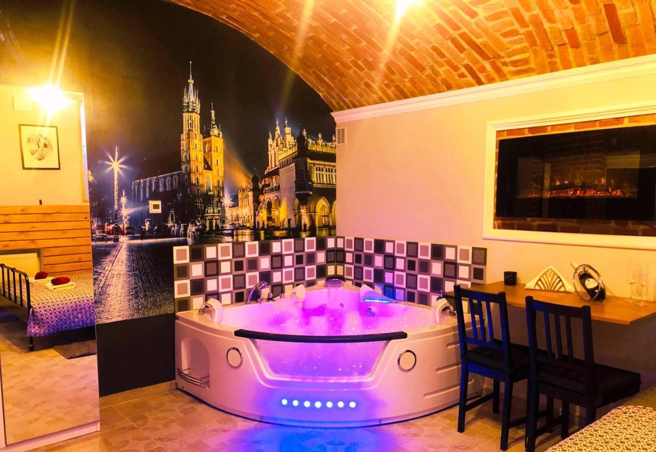 Underground Jacuzzi Frühstückspension
