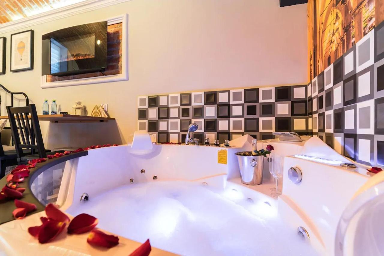 Underground Jacuzzi Krakau